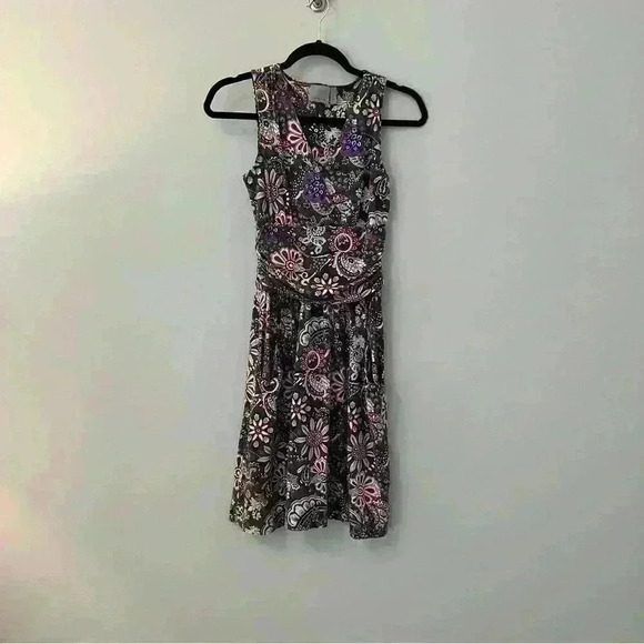 Athleta Paisley V-neck Dress size XS with Pockets